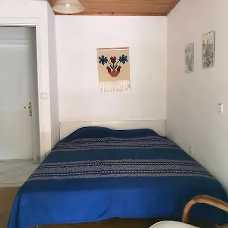 펜션 Traditional Stonehouse In Kavalos